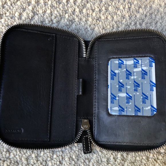 Coach Leatherware Organizer - Picture 3 of 8